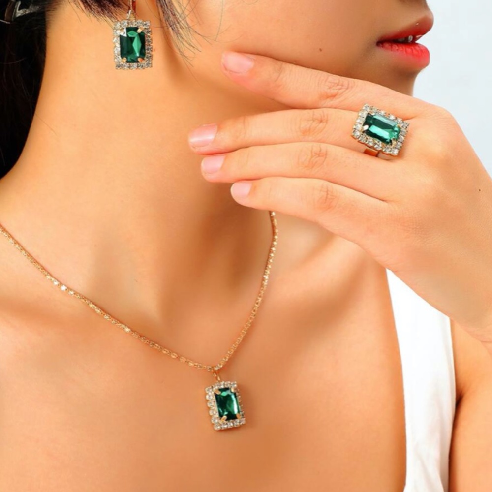 Gemstone Pendant Set